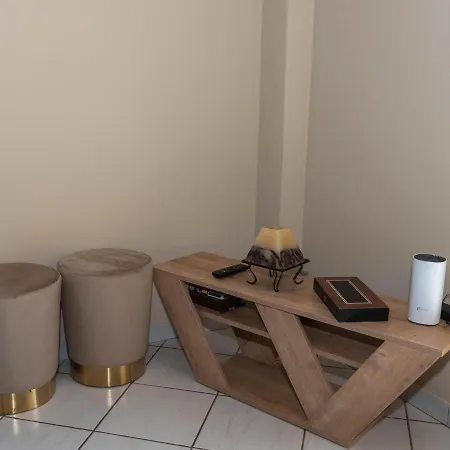 Sanel Apartment Vatheia